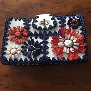 Vintage Raffia Straw Flowered purse, VNTG